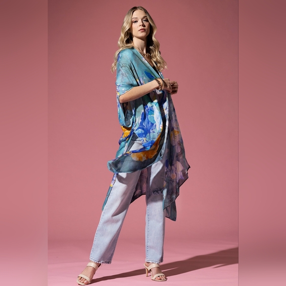 Colorful Floral Print Lightweight Kimono - Watercolor Effect Background - Picture 2 of 8